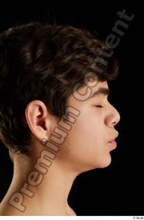 Duke  2 U emotion head phoneme side view 0001.jpg